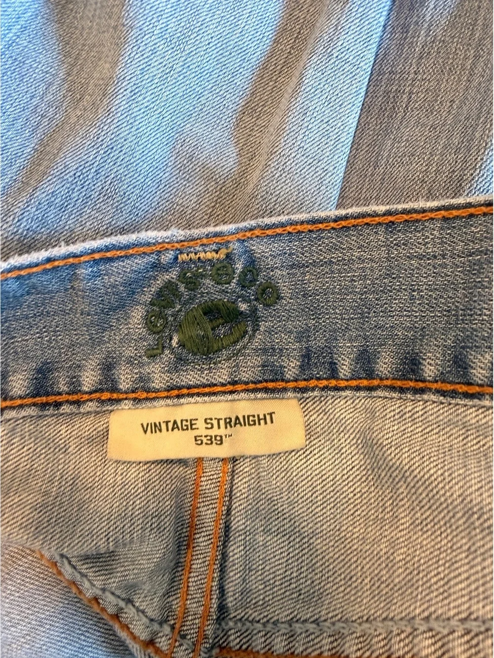 Levi’s vintage straight 539 denim jeans 100% organic cotton 30 x 32